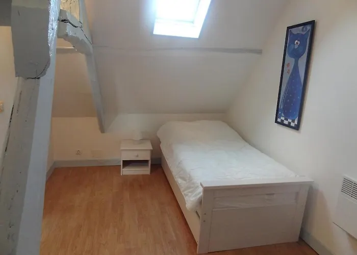 Semesterbostad La Renardiere Proissans