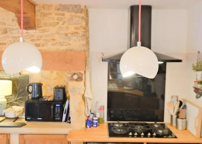 Semesterbostad La Renardiere Proissans